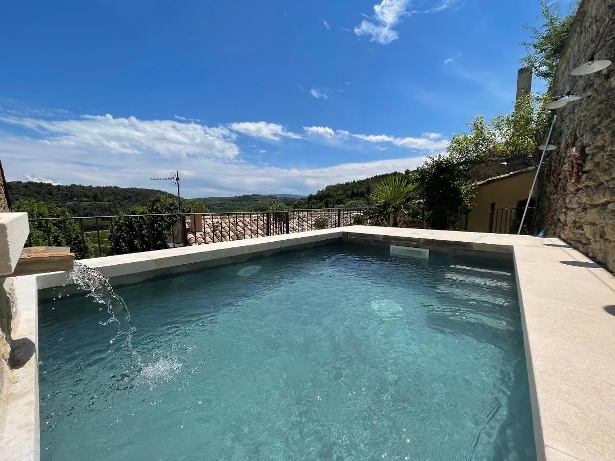 Paradis perché en Provence Ménerbes 0*,  Francia