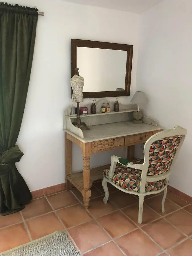Paradis Perche En Provence Menerbes