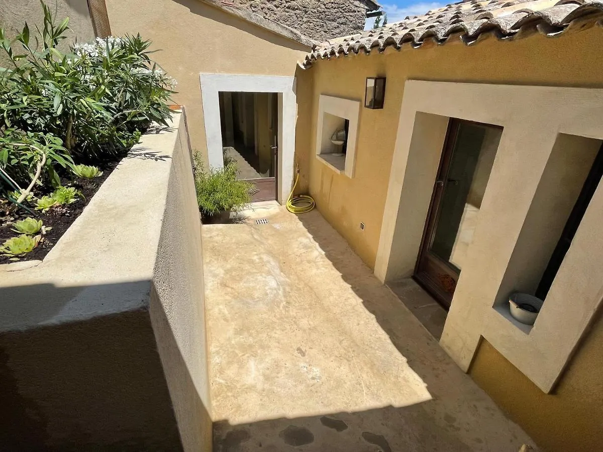 Paradis Perche En Provence Menerbes