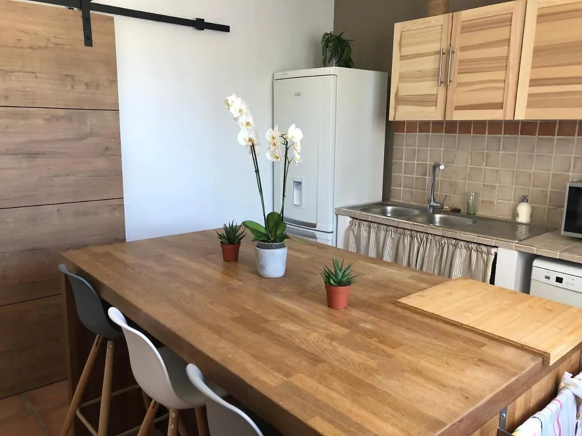 Holiday home Paradis Perche En Provence Menerbes